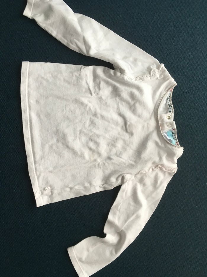 Salopette courte velours rouge + tee shirt blanc - photo numéro 4