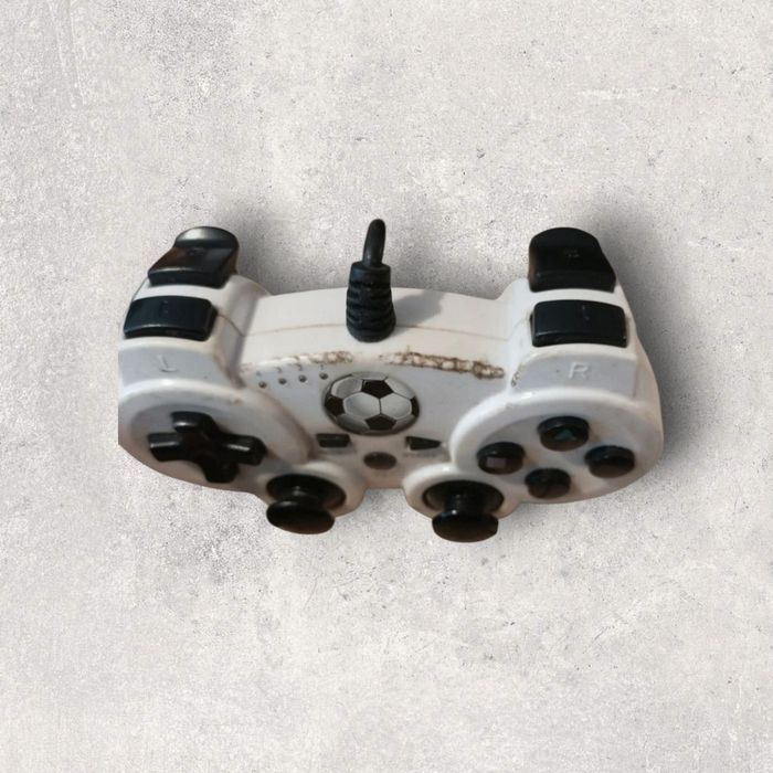 Manette PC blanche – HS (ne fonctionne pas - photo numéro 5