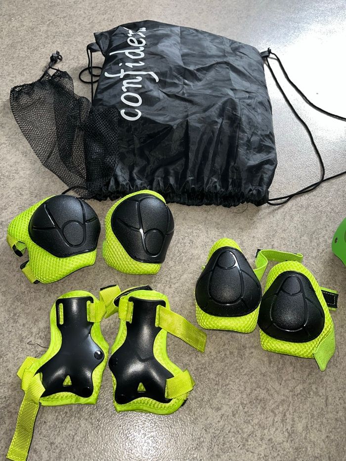 Casque de vélo avec coudière et genouillères - photo numéro 6