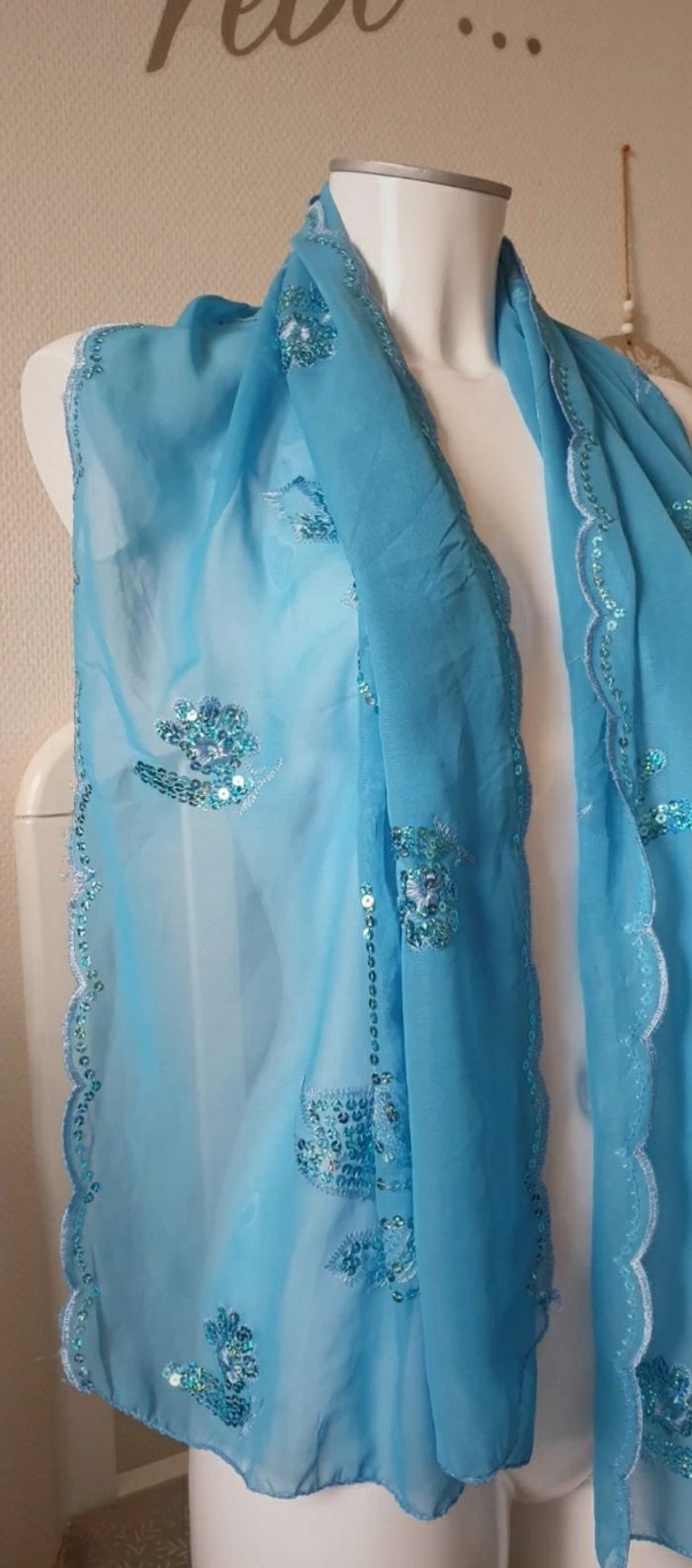 Foulard scintillant - photo numéro 2