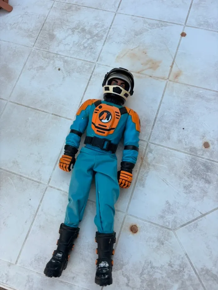 Figurine vintage Action Man Polar Bike Rider – Casque amovible – Bleu & orange
