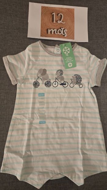 NEUF (non porté) 💙😍🤩👌pyjama/barboteuse 12 mois garçon 💙💙💙