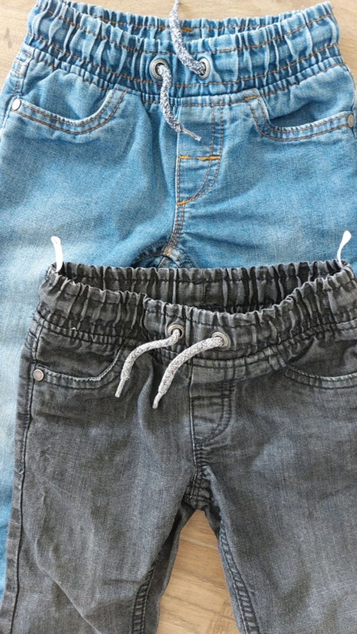2 pantalons jean c&a taille 92 - photo numéro 2