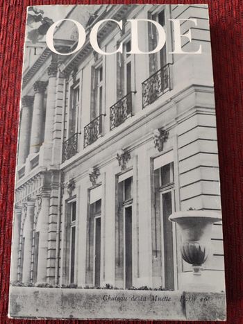 Livre _ OCDE, Origines, structure et fonctions