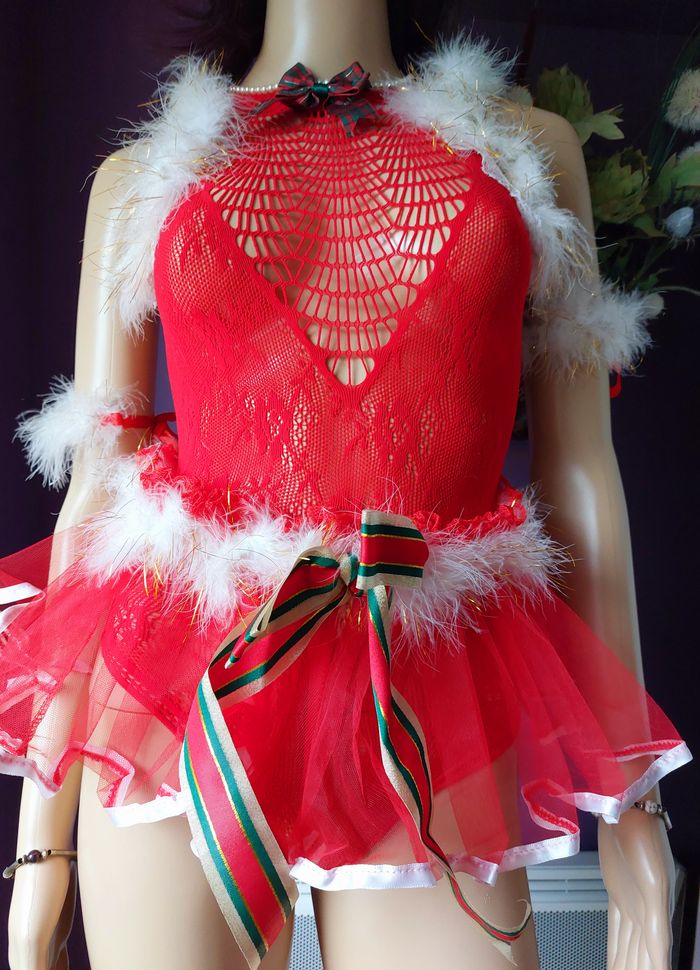 Ensemble 5 pièces de Noël au look santa girl sexy – Taille unique - photo numéro 3