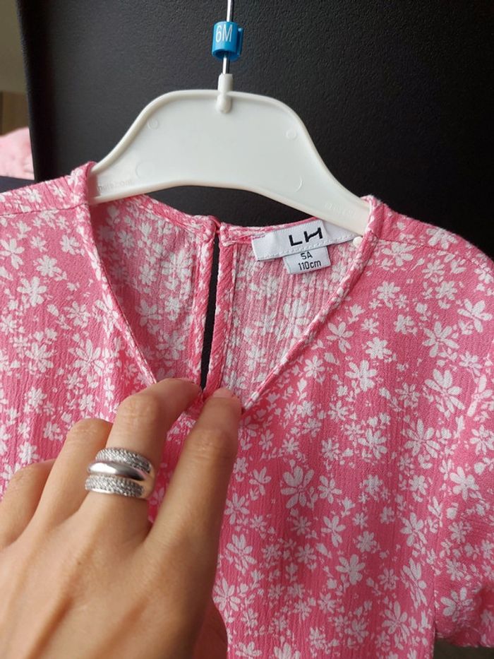 Robe rose fleurie, La Halle, taille 5 ans. - photo numéro 7