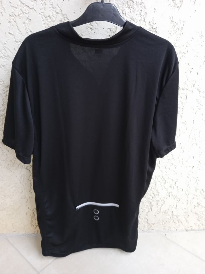 Tee shirt de sport - photo numéro 4