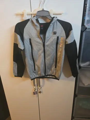 Veste capuche