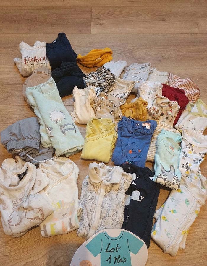 Lot vêtements garçon 1 mois