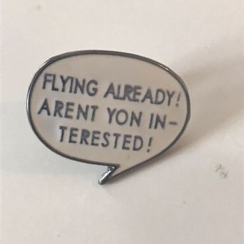 beau pins broche métallique