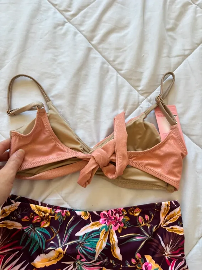 Lot 2 ensembles maillot de bain bikini rose beige pailleté violet motifs Penti taille XS/34 - photo numéro 9