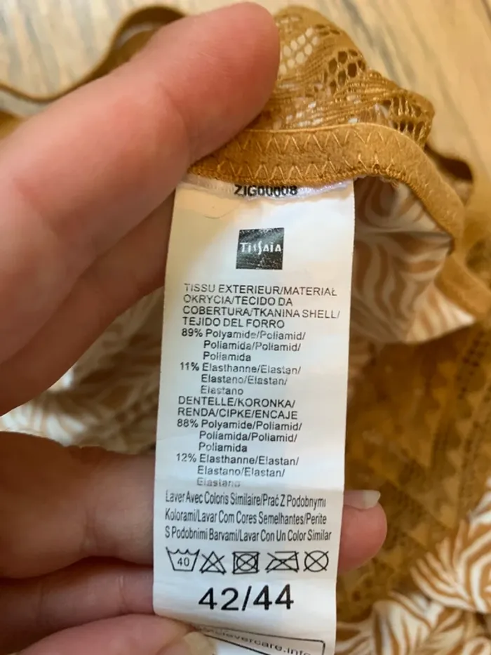 Haut femme Taille 42-44 - photo numéro 3