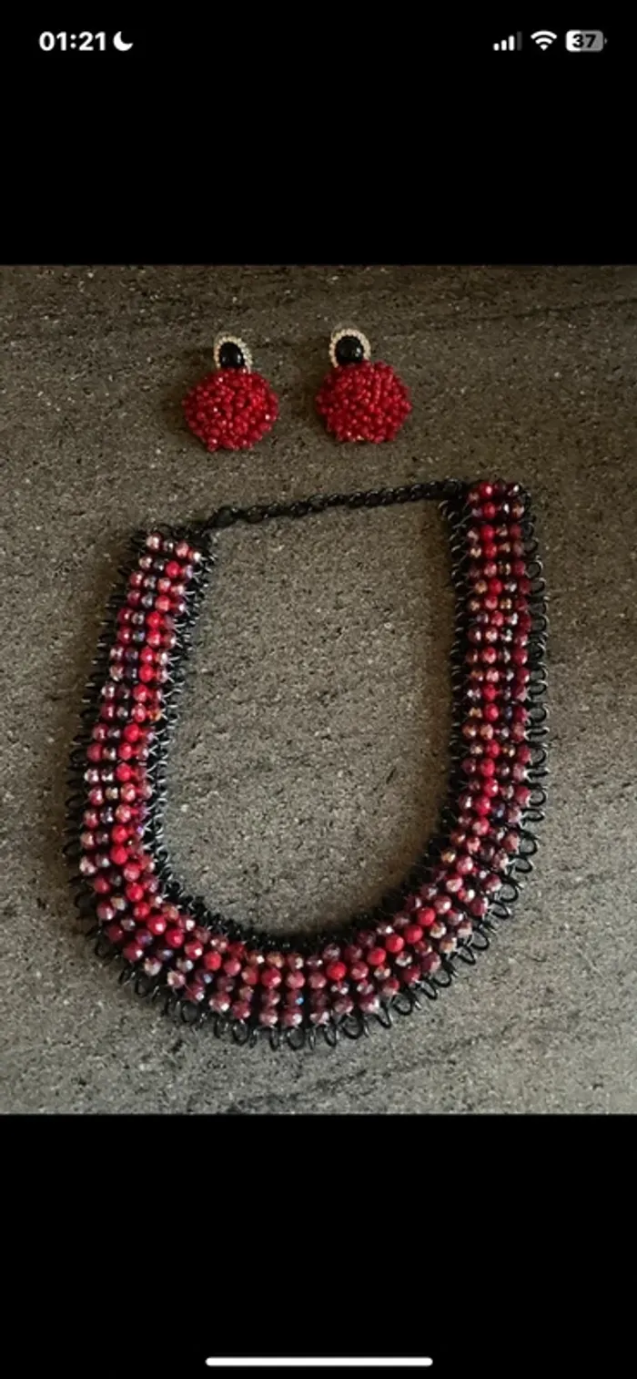 Ensemble collier boucle d’oreilles