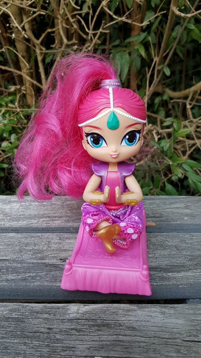 Shimmer & Shine Genie Rêves - Poupée flottant Genie Shimmer