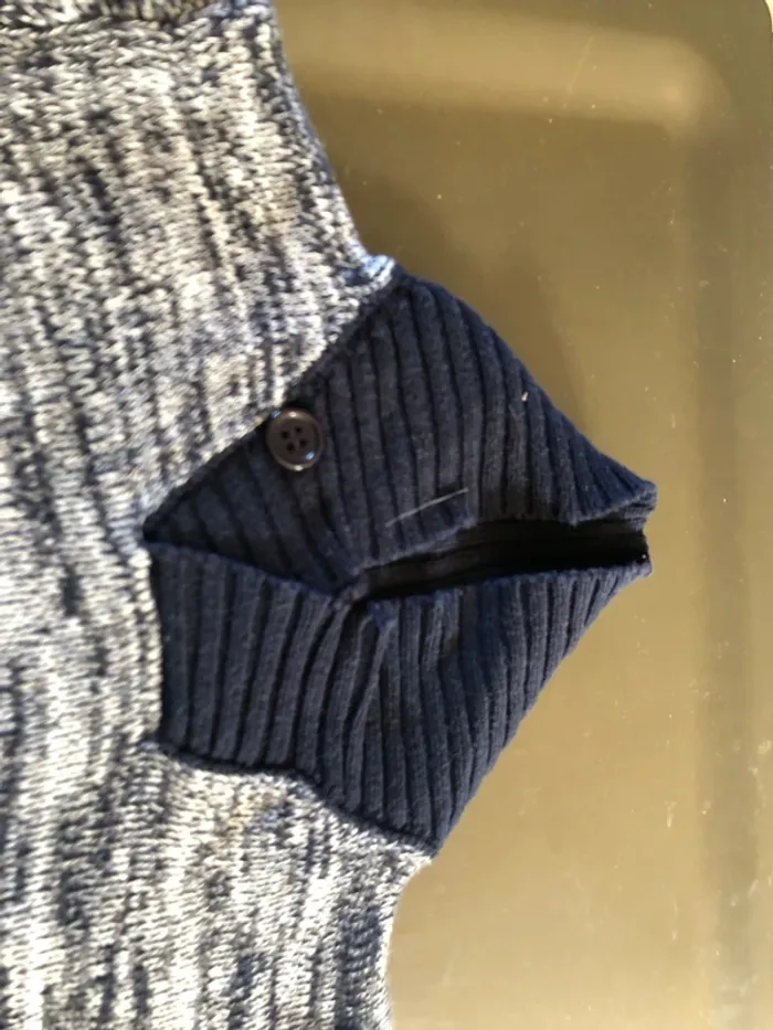 Pull lège 12 mois - photo numéro 2