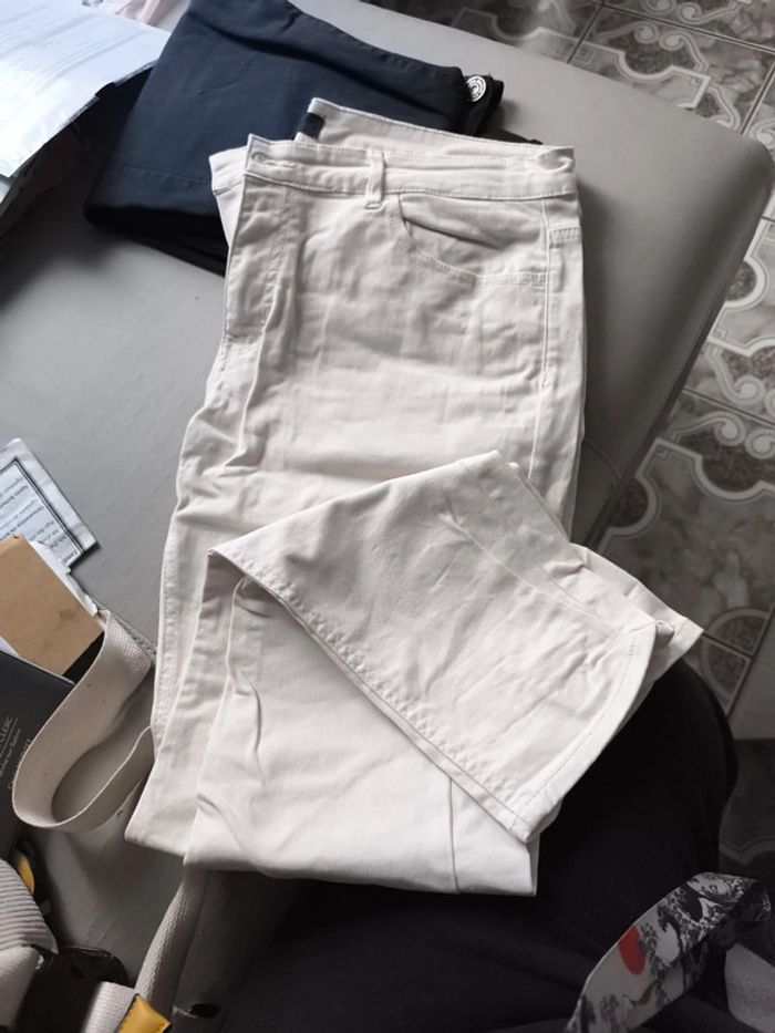 Lot deux jeans pantalons - photo numéro 2