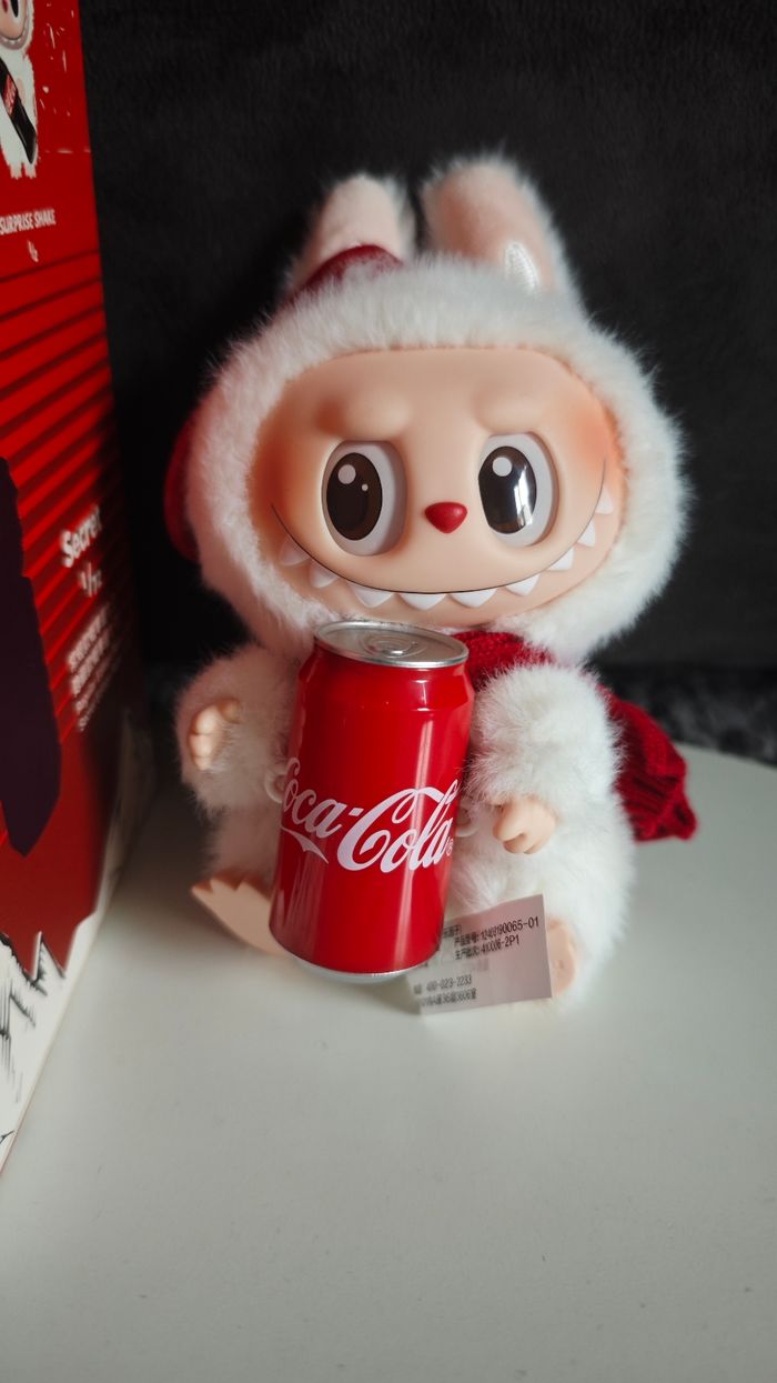The Monster labubu Coca Cola happy factory pop mart - photo numéro 2