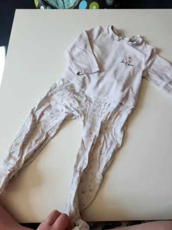 Pyjamas tape à l'œil