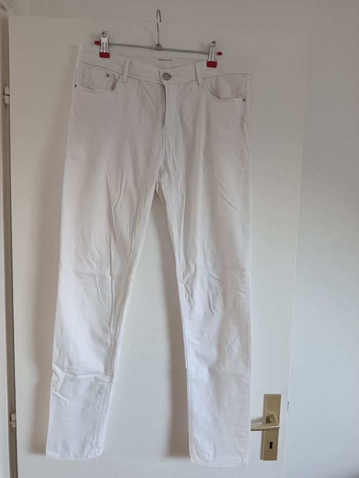 Jean blanc Cache cache