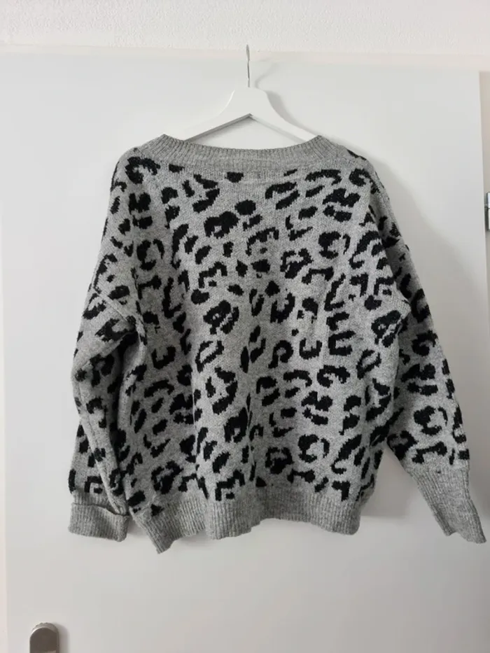 Pull motif léopard - photo numéro 3