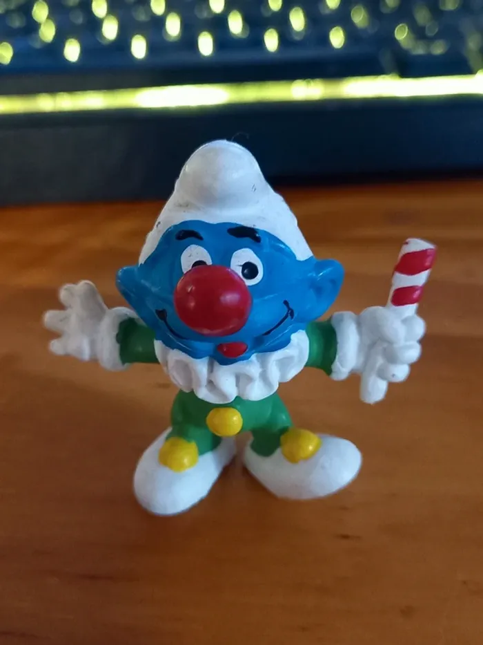 20090 Schtroumpf Clown - photo numéro 1