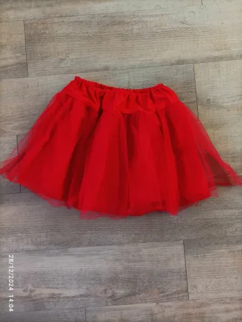 Jupe rouge en tulle 8/10 ans
