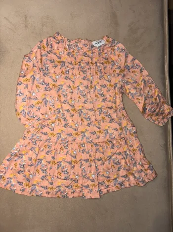 Robe tape à l’œil