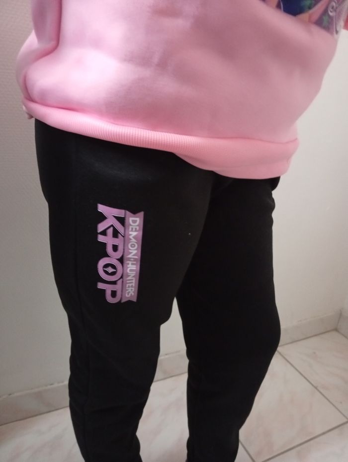 Ensemble K-pop demon hunter - photo numéro 2