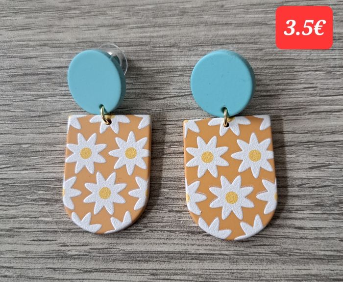 a vendre boucles d'oreilles