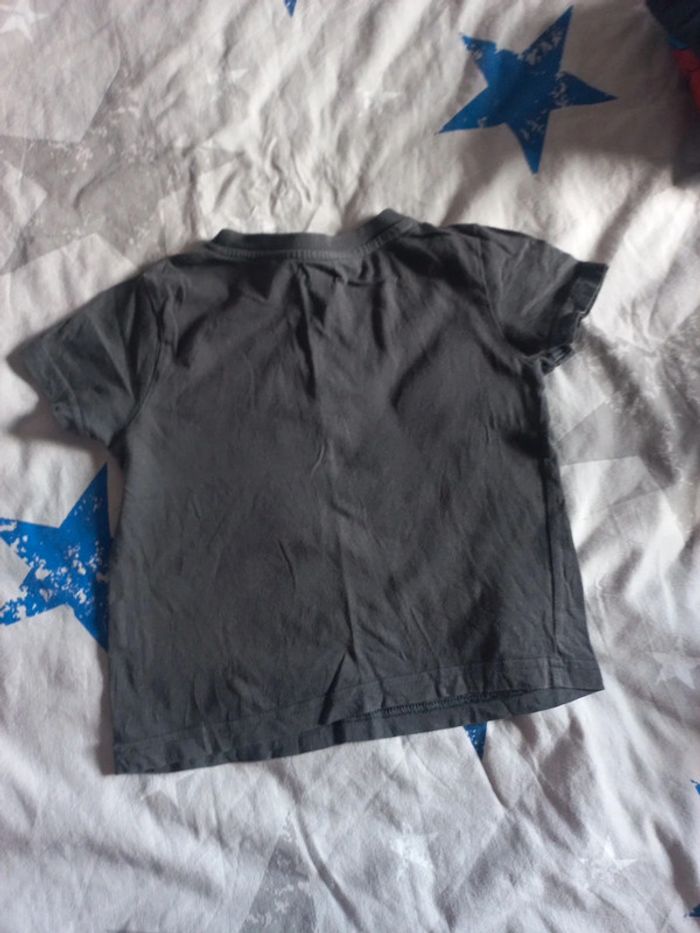 Lot 6 t-shirts 4 ans - photo numéro 14