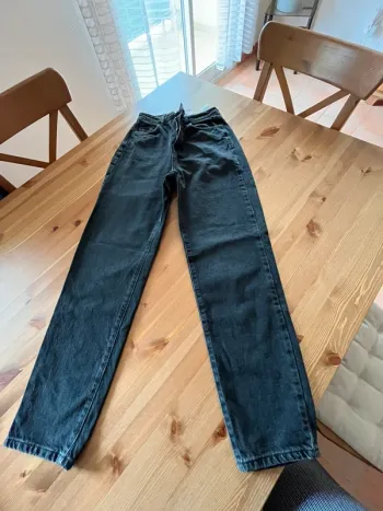 Jean noir Zara en taille 34