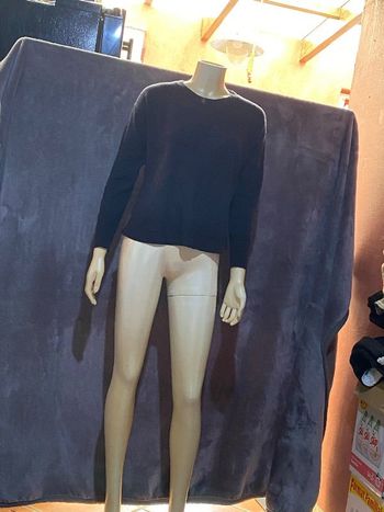 Pull bleu marine mango  taille S