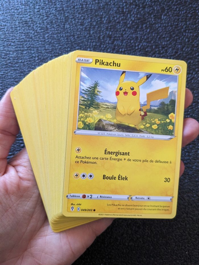 Lot de 42 cartes pokemon neuves - Collection Lot de 42 cartes pokemon neuves - Collection