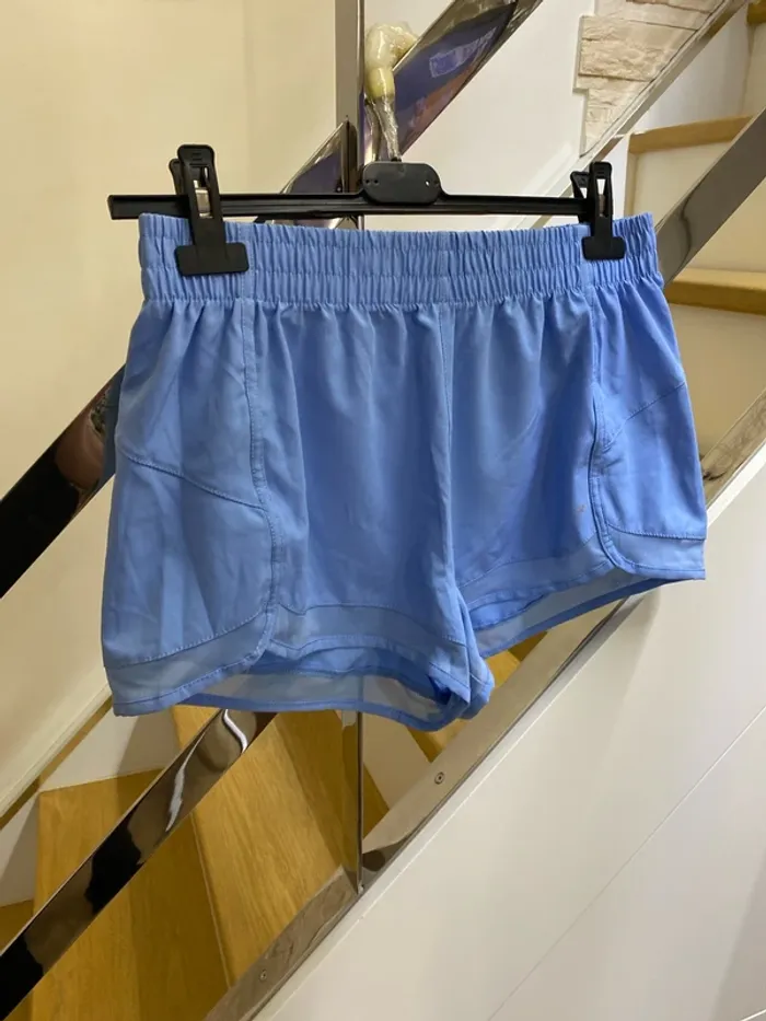 Short sport