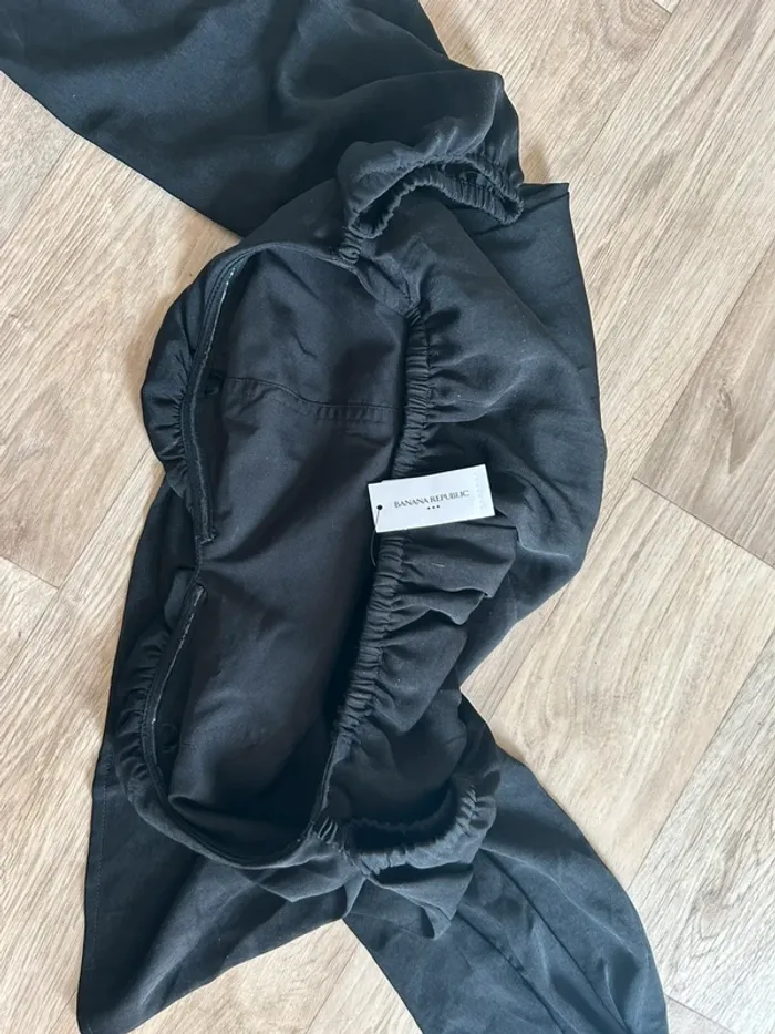 Banana républic top haut court épaule dénudée femme, taille S/36 neuf avec étiquette - photo numéro 3