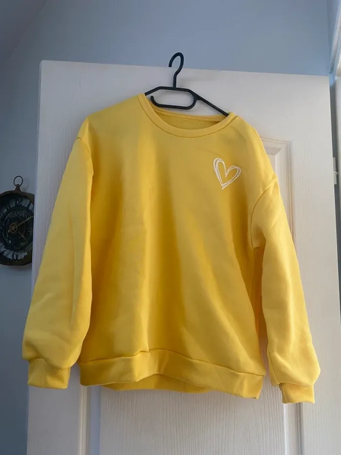 Pull jaune
