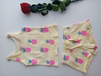 Ensemble neuf 1 mois