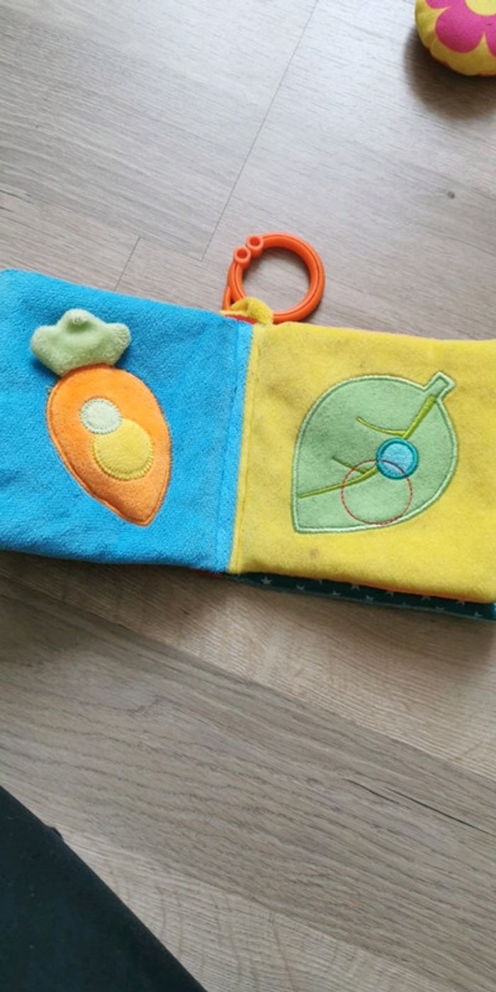 Livre multi activités - photo numéro 3