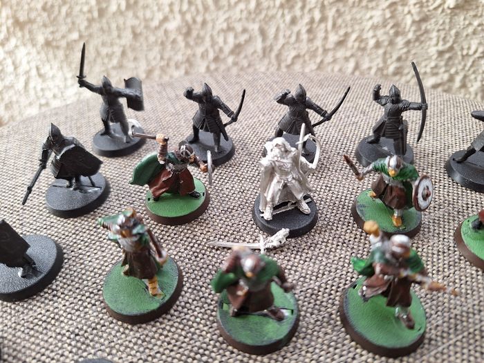 29 figurines Warhammer - photo numéro 5