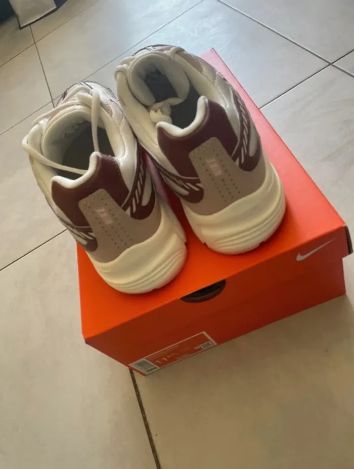 Nike Initiator “Rose” 39 neuves - photo numéro 6