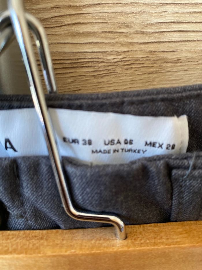 Pantalon Bershka T 38 - photo numéro 3