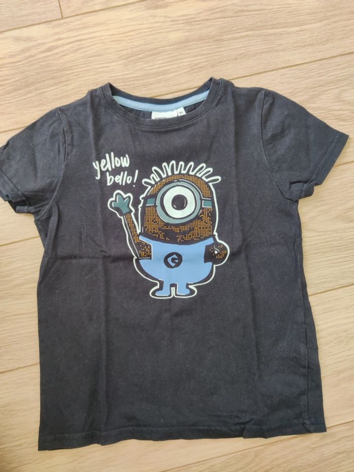 Tee-shirt manches courtes taille 8 ans