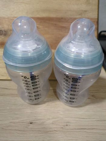 Biberon tommee tippee