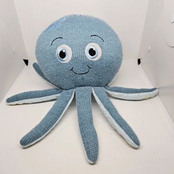 Pieuvre.
Longueur tentacules : 12cm.
Diamètre tête : 17cm.