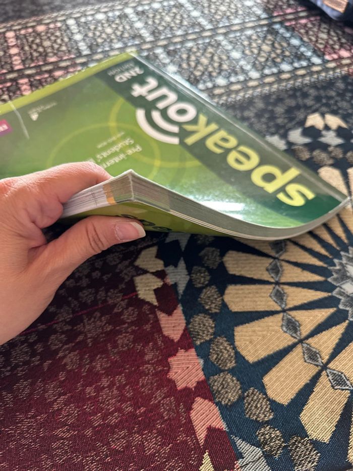 Manuel scolaire Speakout Pre-intermediate students’ book - photo numéro 8