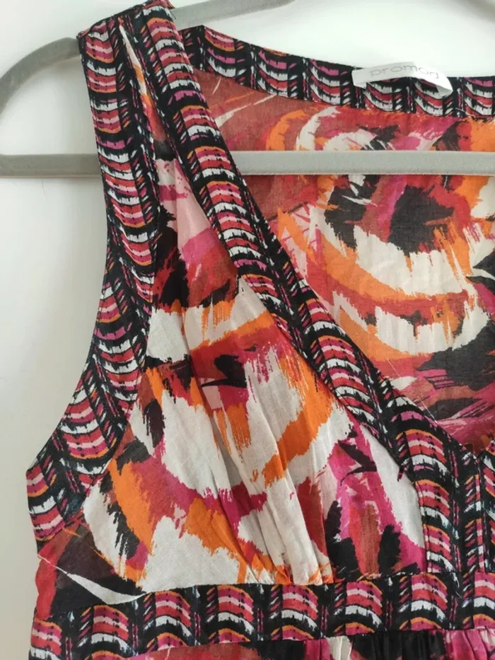 Très joli débardeur tissu léger évasé aux couleurs estivales - photo numéro 5