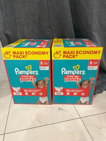 Pampers  pants 