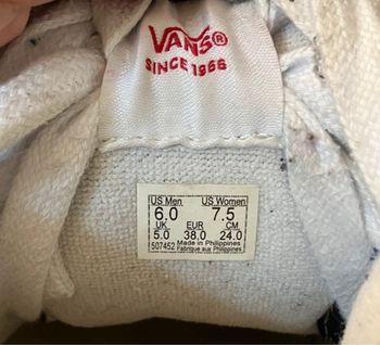 Van Knu school en très bon état
