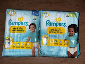 Maxi-Pack De 63 Couches Pampers  Premium Protection Neuf Dans L’emballage