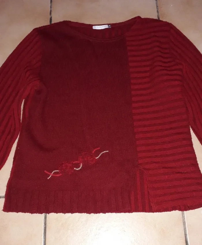 Pull femme T 4 - photo numéro 2